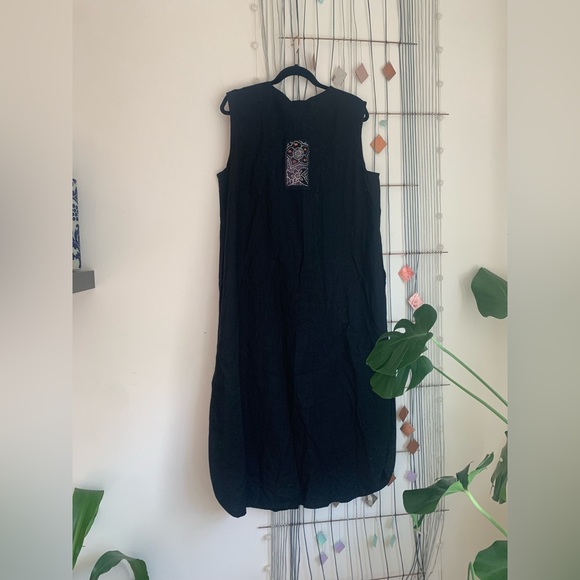 Bohemian style button-front linen dress vest - Picture 2 of 7